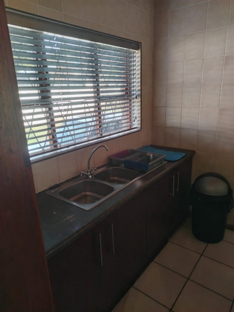 4 Bedroom Property for Sale in Heuwelkruin Eastern Cape